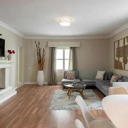 Apartamento 2 Bedroom In The Heart Of Puerto Banus